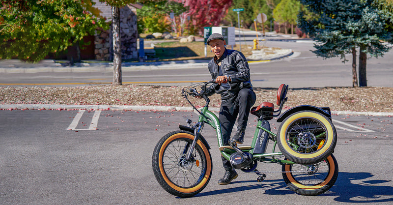 Electric Bike Addmotor GrandtanTurbo Parking