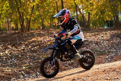 Mini Bike Mototec Thunder Kid Riding