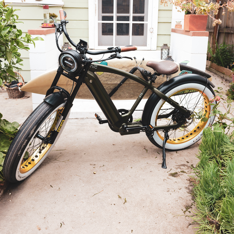 Electric Bike Iconic Cruiser Green Lifestyle